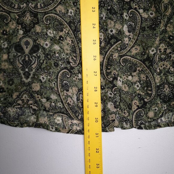 Reitmans Plus Ladies Size 16 Green Tan & Black Pattern Sheer Button Front Blouse - Picture 9 of 9